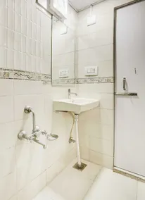 Super Hotel O Honey Heights Near Botanical Garden - Bad