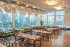 Lake Tourist Hotel - Restaurant
