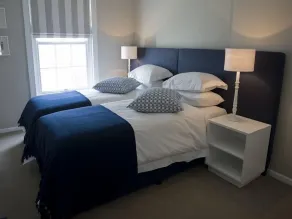 Kenjockity Self Catering Apartments - Habitación