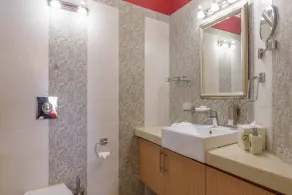 Raman Villa, Shimla, amã Stays & Trails - Bathroom