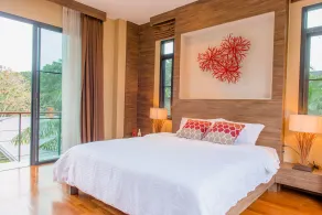 Moin Lakeside Pool Villa ChiangMai - Room