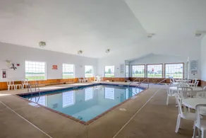 Quality Inn Mineral Point - Pool