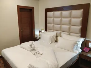 Hotel Yatrik - Room