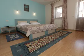 Pensiunea Maria , Floresti - Rum