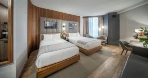 Grey Eagle Resort - Chambre