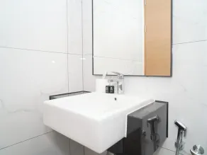 Comfort and Warm Studio at Ciputra World 2 Apartment By Travelio - Bathroom