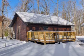 Northwoods Escape: Relaxing Retreat w/ Deck - Innenbereich