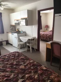 Almada Inn - Rum