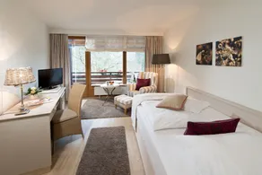 Romantischer Winkel RoLigio & Wellness Resort - Room