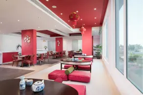 Al Hail Waves Hotel Managed By Centara - Restaurant
