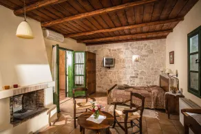 Enagron Ecotourism Village - Room