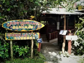 Cabinas Algebra - Reception