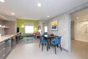 Home2 Suites by Hilton Indianapolis Airport - Chambre