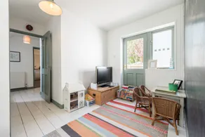 The Rosevine - Room