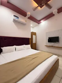 Hotel Koti Tirth - Room