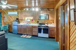 2 Mi to Green Bank Observatory! Mtn-View Cabin - Interiør
