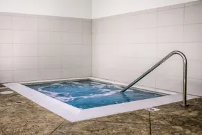 Comfort Suites Hartville-North Canton - Piscina