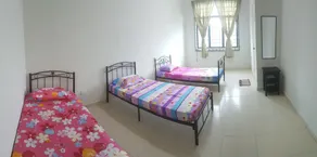 Homestay Ainizie Melaka - Habitación