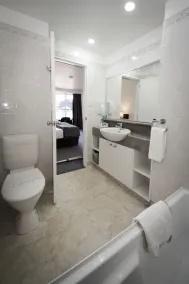 Baywatch Motor Inn - Chambre