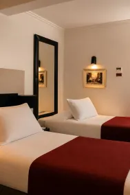 Hotel Sommelier Agustinas - Room