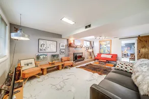 Hot Tub & Sweeping Views: Apt in Clarkston! - Intérieur