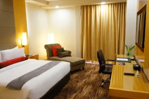 The Waterfront Hotel Kuching - Chambre