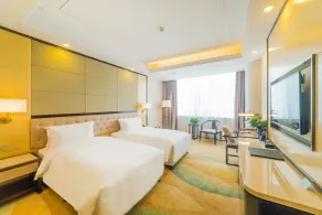 Hundred Hotel Qingdao - Zimmer
