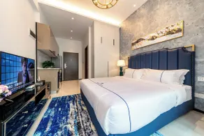 Huaqiang North Executive Apartment - Pokój