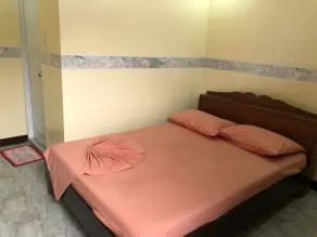 Buena Lynnes Annex Lodge - Room