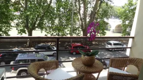 Augustana House and Suites - Vue de la chambre
