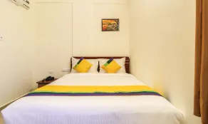 Itsy Hotels Riyas Grand - Room