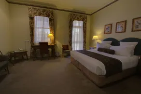 Royal Exchange Hotel - Room