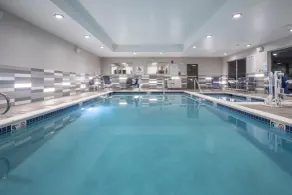 Holiday Inn Express & Suites - Denver NE - Brighton by IHG - Piscine