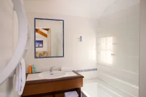 Madame Vacances Les Mas de St Hilaire - Salle de bain