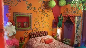 Calcata Artists Room - Camera