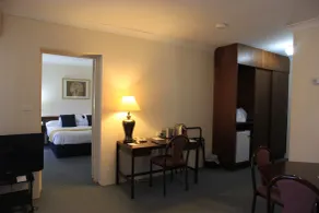 Charbonnier Motor Inn - Zimmer