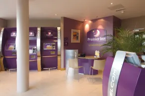 Premier Inn Doncaster Central - Lobby