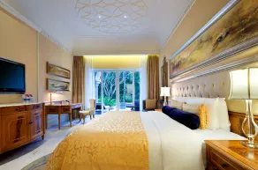 Crowne Plaza Resort Sanya Bay by IHG - Room