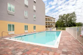 Comfort Inn & Suites Destin near Henderson Beach - Piscine