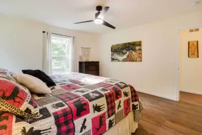 Waterfront Webster Cabin w/ Dock on Warner Lake! - Innvendig