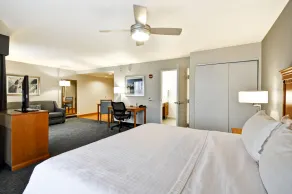 Homewood Suites by Hilton Cincinnati-Milford - Chambre