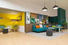 Holiday Inn Newport by IHG - Recepción