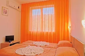 Peaceful Retreat at Sunset Resort Complex, Kosharitsa - Rum