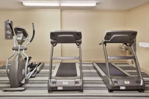 Sonesta Simply Suites Cleveland North Olmsted Airport - Fitness facility