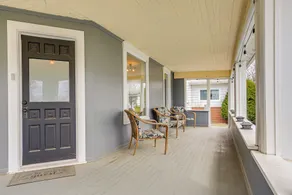 Walk to Dtwn Green Lake: Peaceful Getaway w/ Porch - Interiør