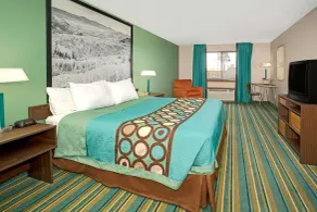Super 8 by Wyndham Denver Stapleton - Chambre