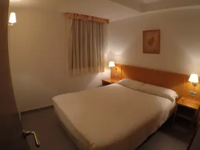 Apartamentos Turísticos Roc Del Castell - Værelse