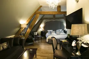 BEST WESTERN Hôtel Grand Monarque - Chambre