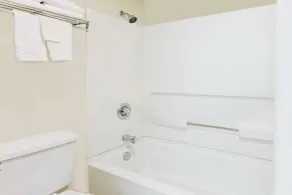 Super 8 by Wyndham Fruita - Salle de bain