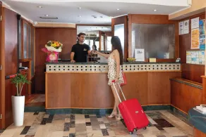 Hotel Zeus - Recepción